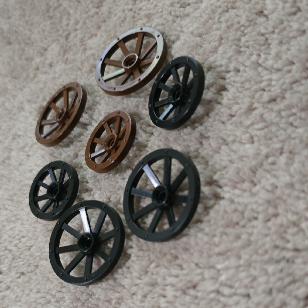 LEGO Vintage Set of Brown and Black Wagon Toy Wheels - Picture 2 of 4